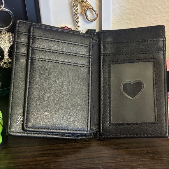 Betsey Johnson Black Heart Pattern Wallet - Picture 6 of 7